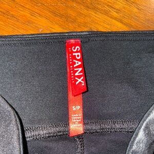 NWOT Spanx Black Faux Leather Pants with Ribbed Detail